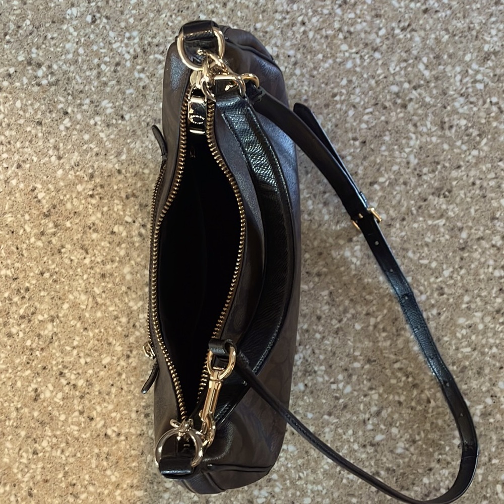 COACH purse Brown and black - Picture 3 of 3